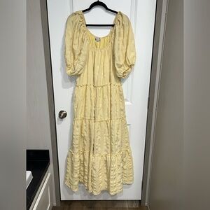 Zoco Daymaker Maxi Dress Size Large Yellow Puff Sleeve Tiered Boho Milkmaid